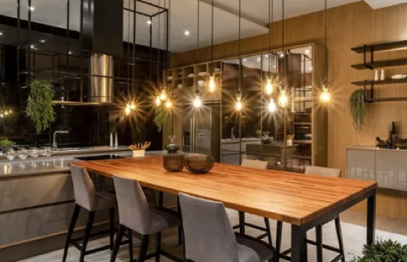 Maximalismo em Cena